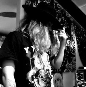 Meet your Posher, Caleb